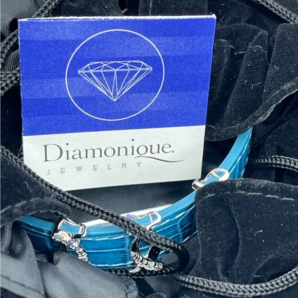 Vintage QVC Diamonique Crocodile-Embossed Leather Bracelet - Picture 6 of 11